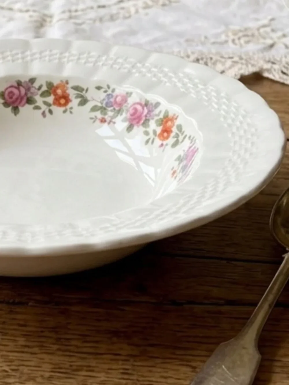 Vintage Ambassador Ware by Simpsons (Potters) Ltd Cobridge, England Soup Bowl